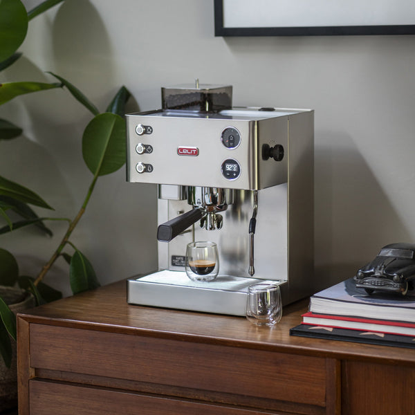 Lelit Kate PL82T espresso machine with grinder