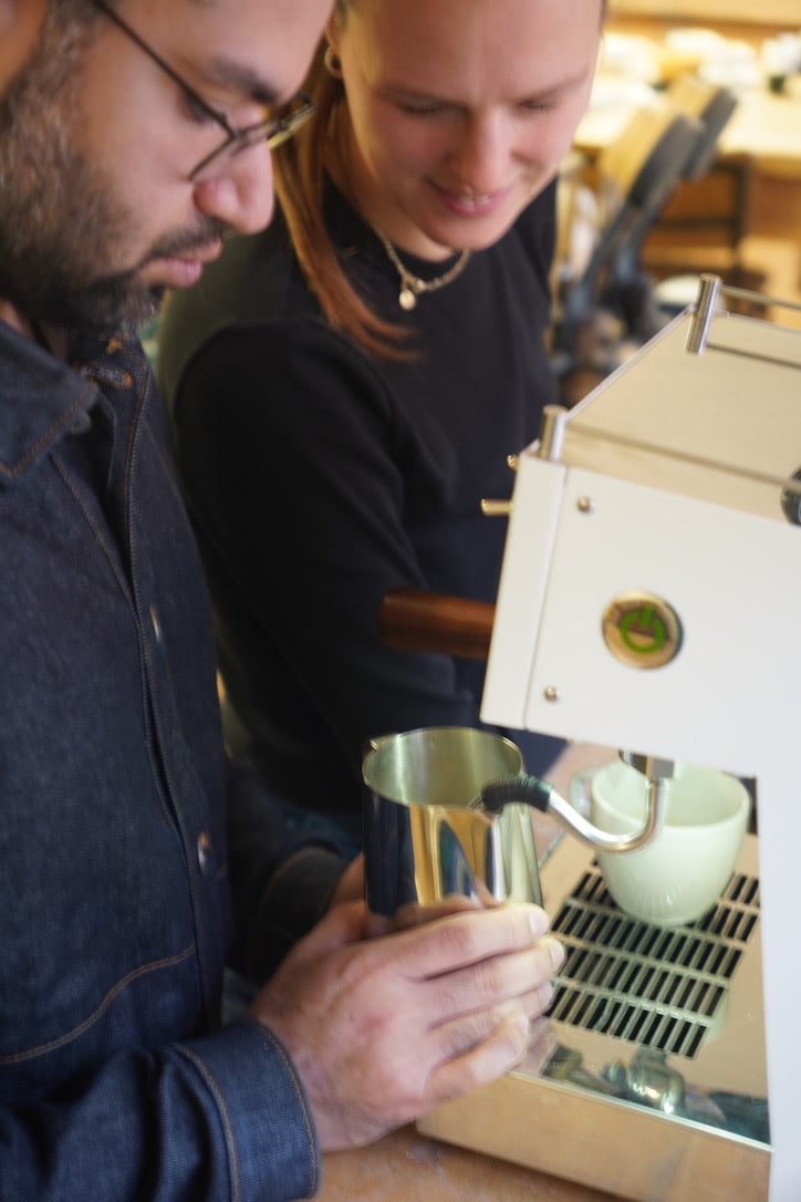 Apprends le café. Développe tes compétences. Deviens barista professionnel.